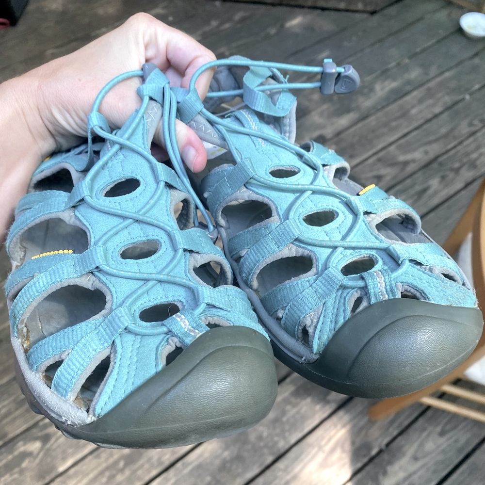 Keen closed toe adventure sandals